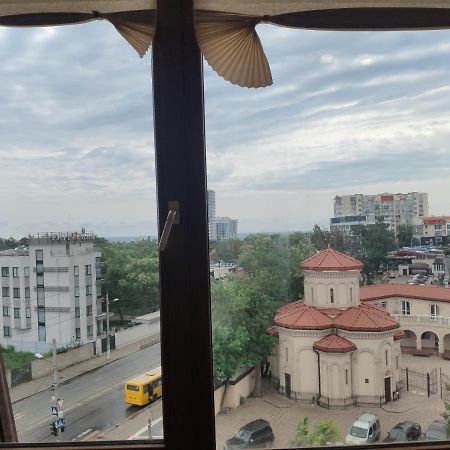 Квартира На 10-Й Фонтана Apartment โอเดสซา ภายนอก รูปภาพ