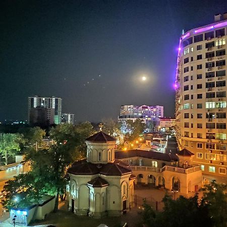 Квартира На 10-Й Фонтана Apartment โอเดสซา ภายนอก รูปภาพ